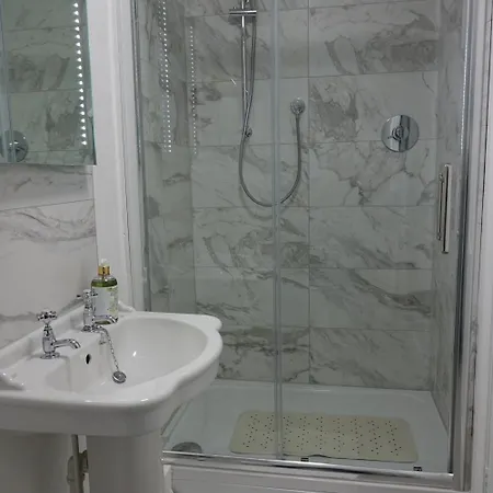 Kirkgate House 3* Knaresborough